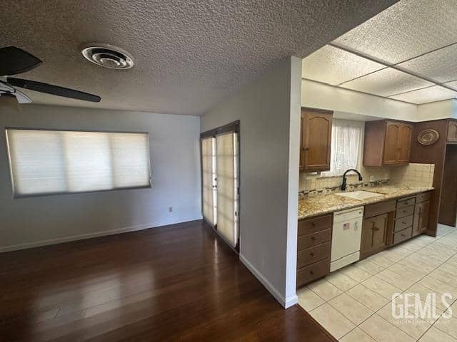6405 Desert Hills Avenue — photo 4