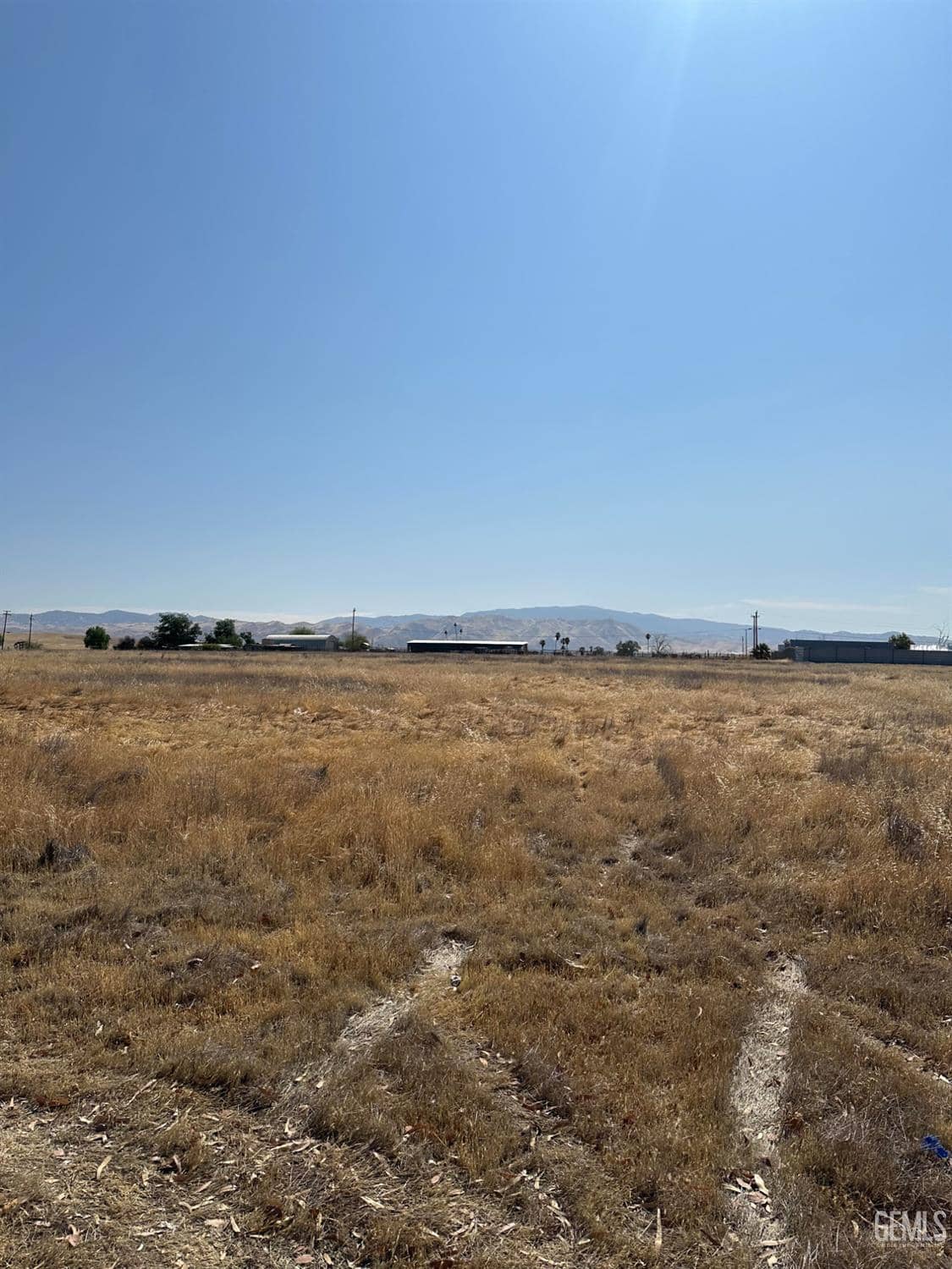 E Cosmo Street