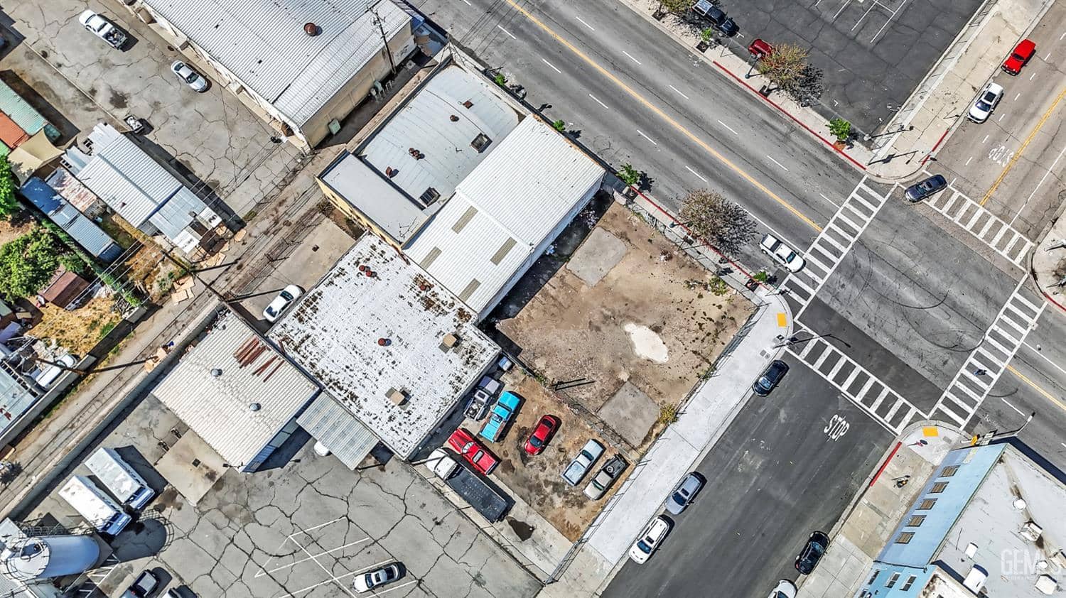 717 Baker Street — photo 3
