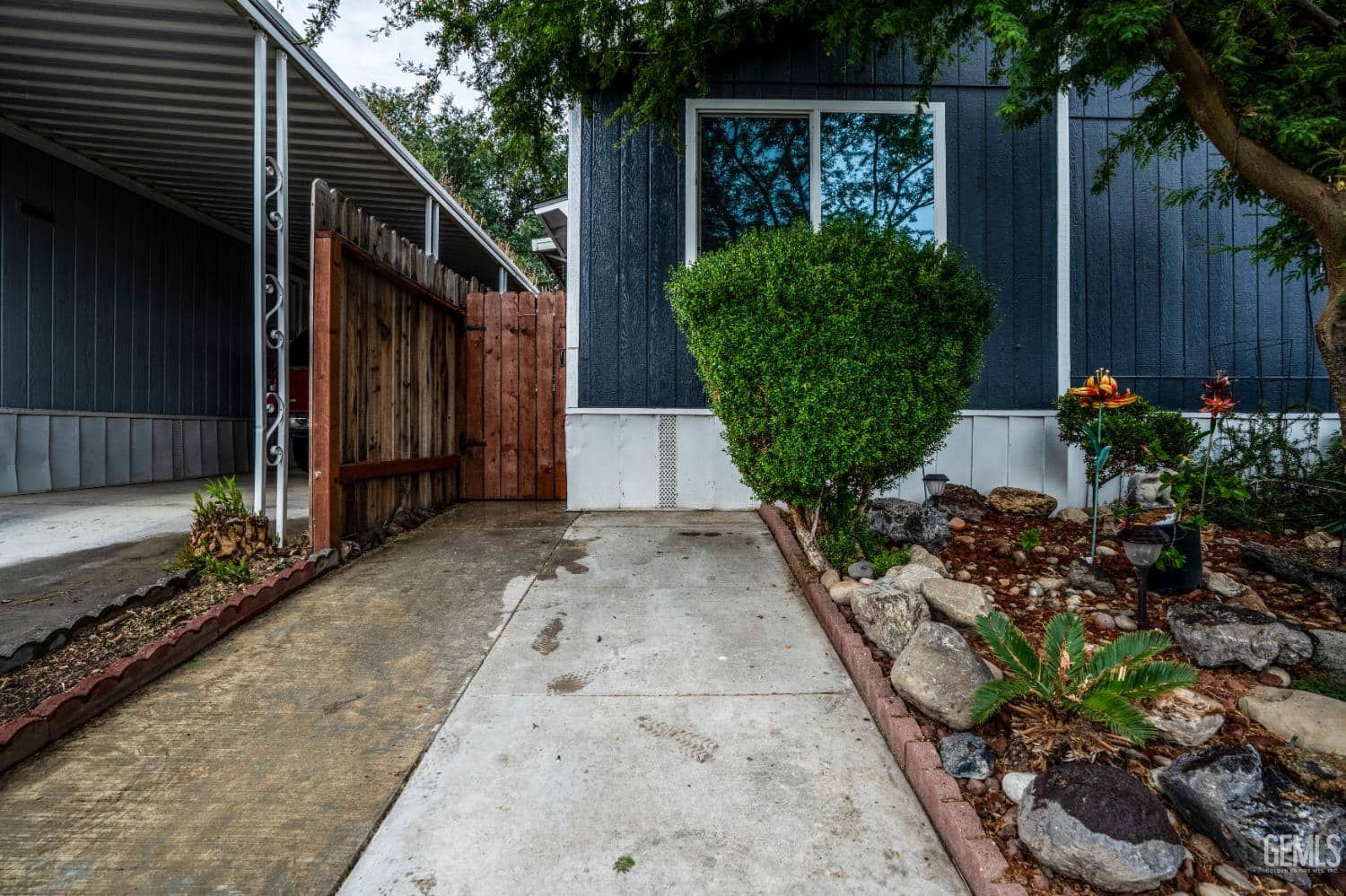 1301 Taft Highway — photo 3