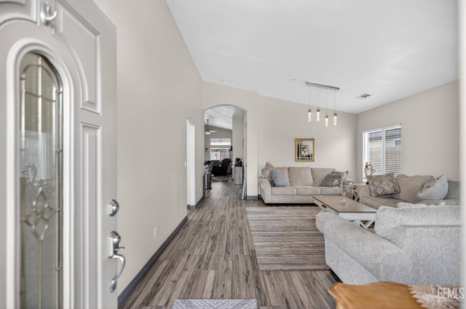 9411 Godiva Avenue — photo 3