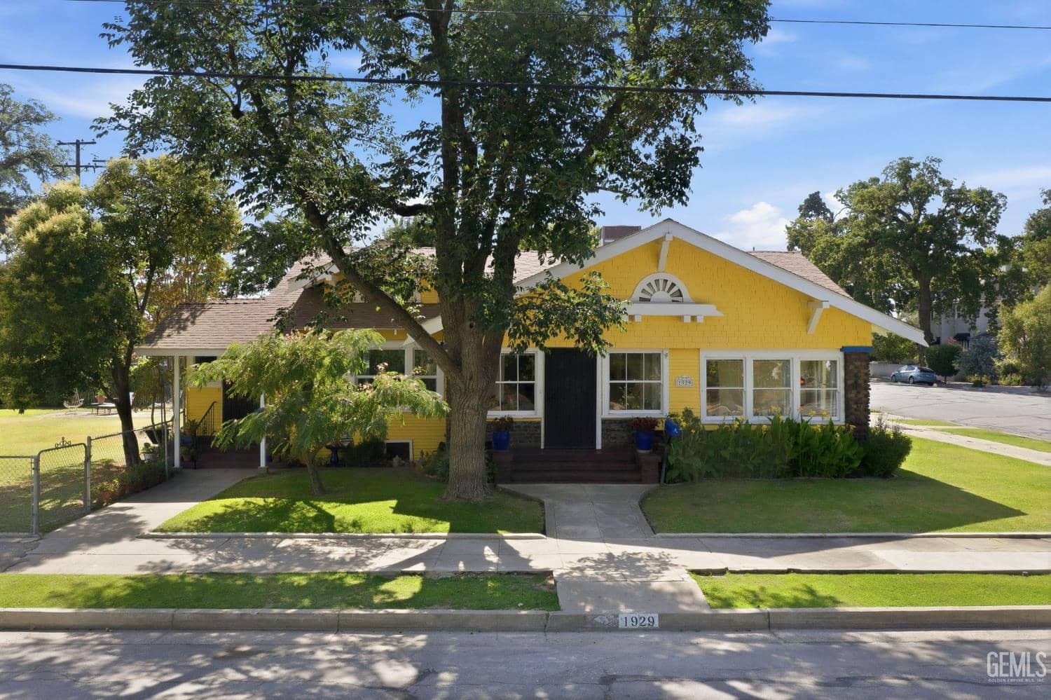1929 A Street — photo 2