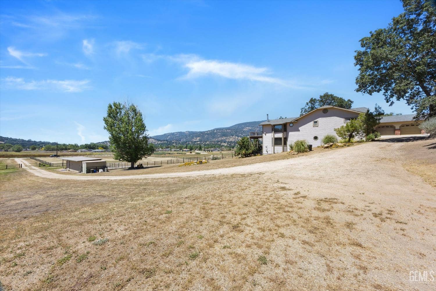 29640 S Lower Valley Road — photo 3