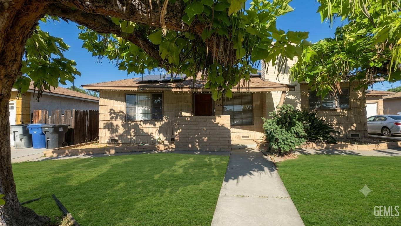 806 Piute Street