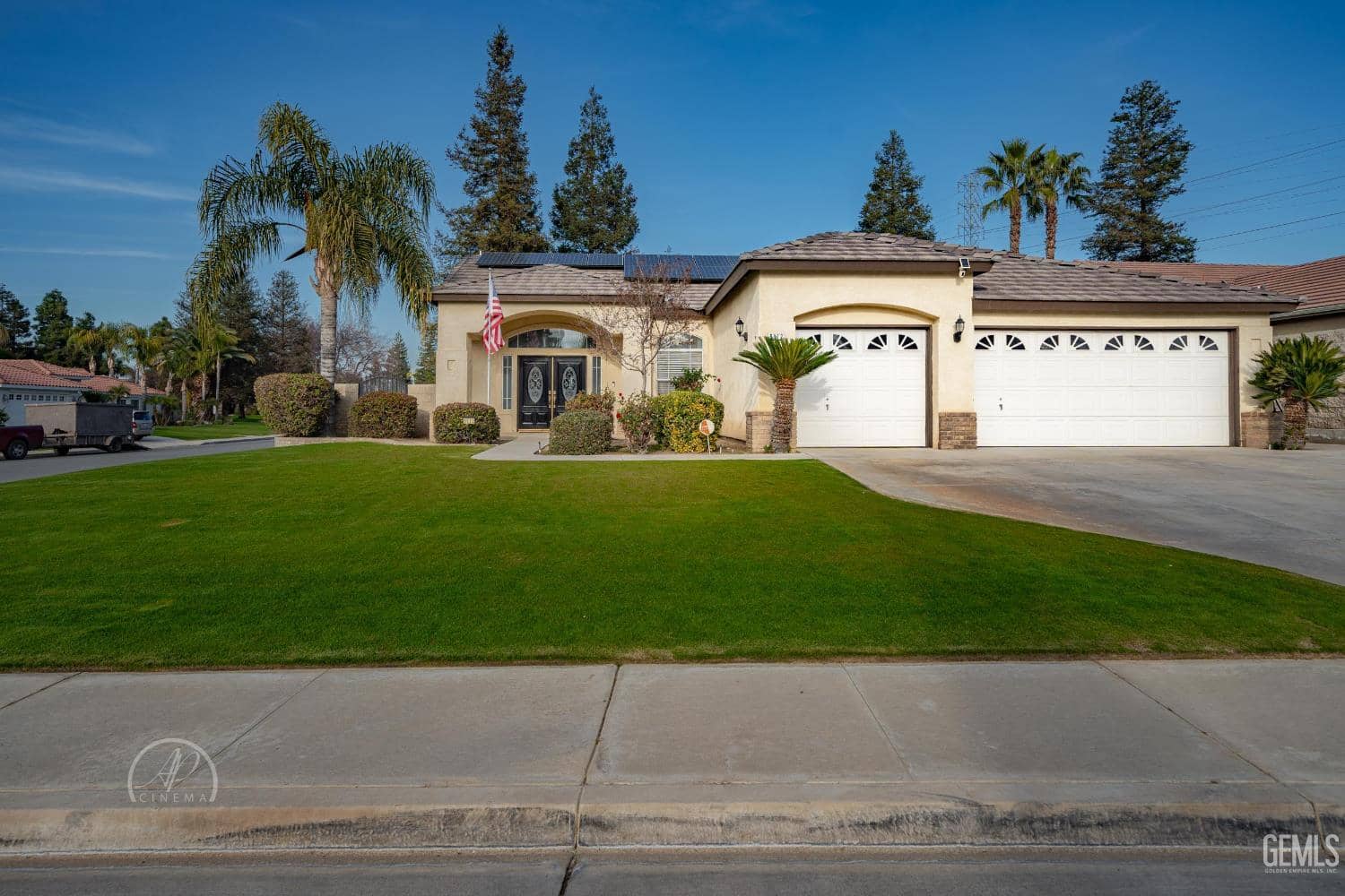 8112 Falls Court — photo 3