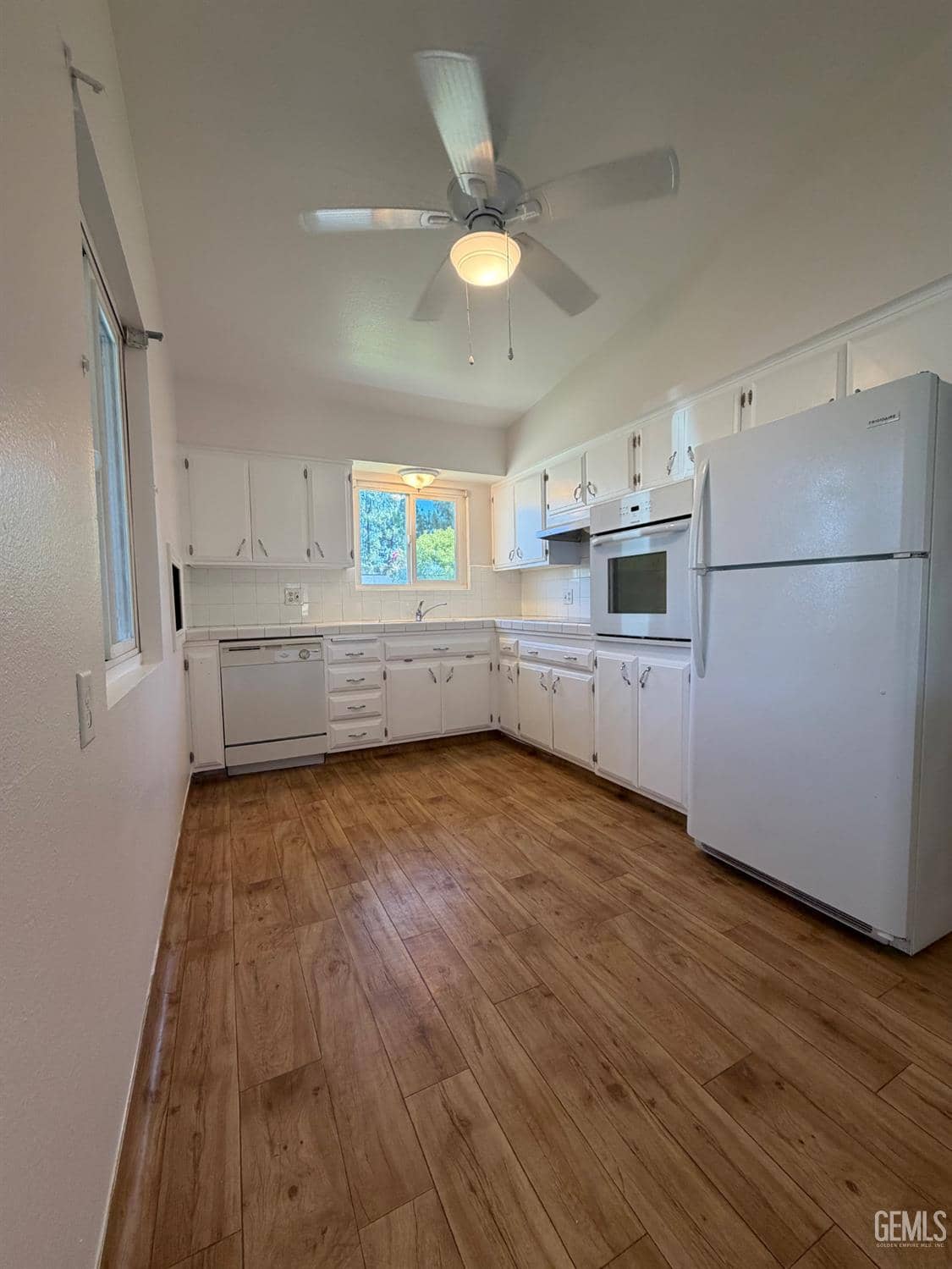 5616 Sundale Avenue — photo 4