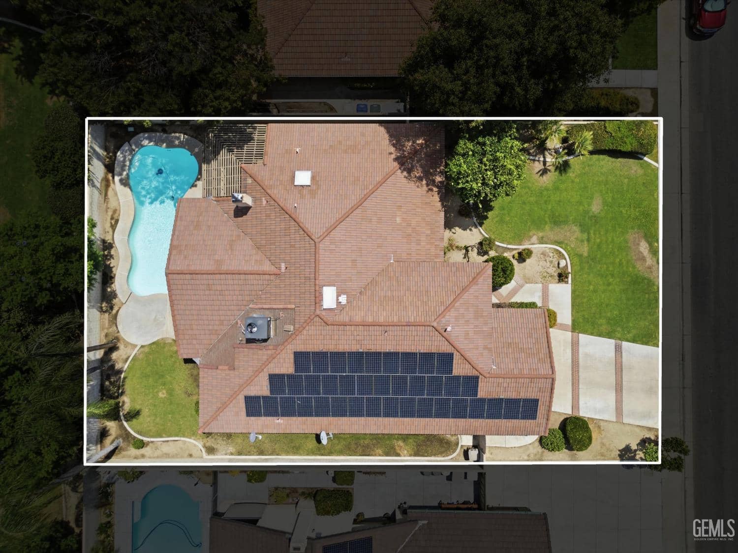 8704 Bridlewood Lane — photo 4