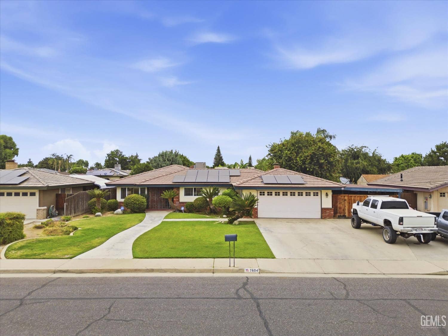 7604 Kimberly Avenue — photo 4