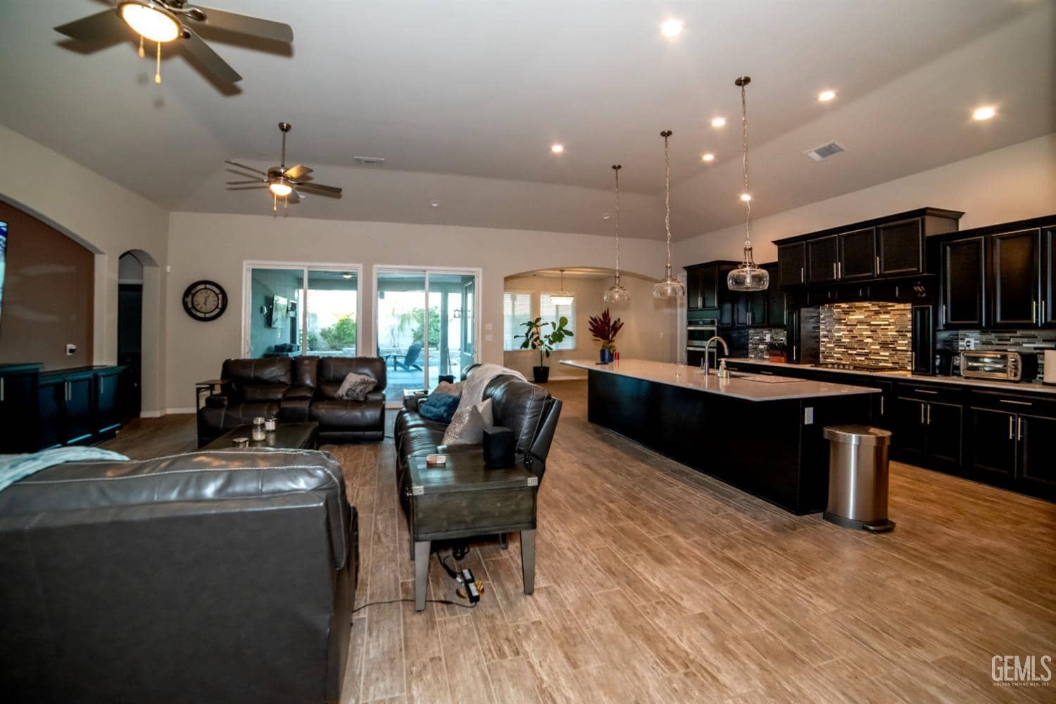 7102 Laredo Drive — photo 4