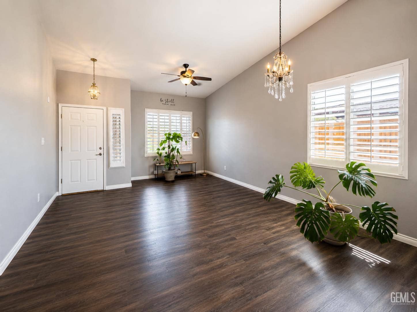 12014 Roaring River Avenue — photo 3