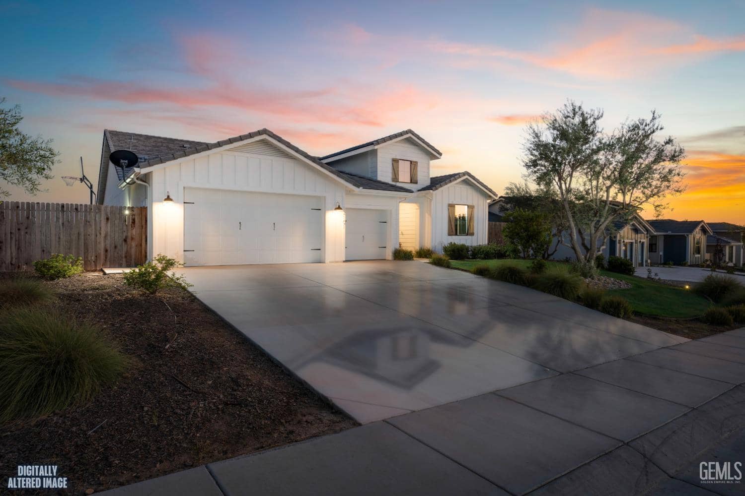 12101 Marquise Drive