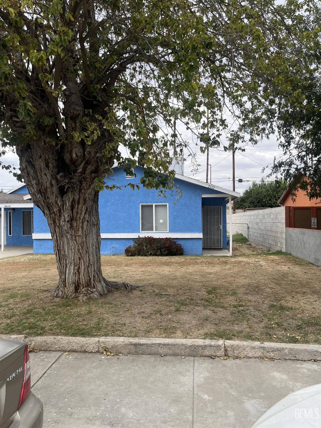 2612 Norman Avenue — photo 2