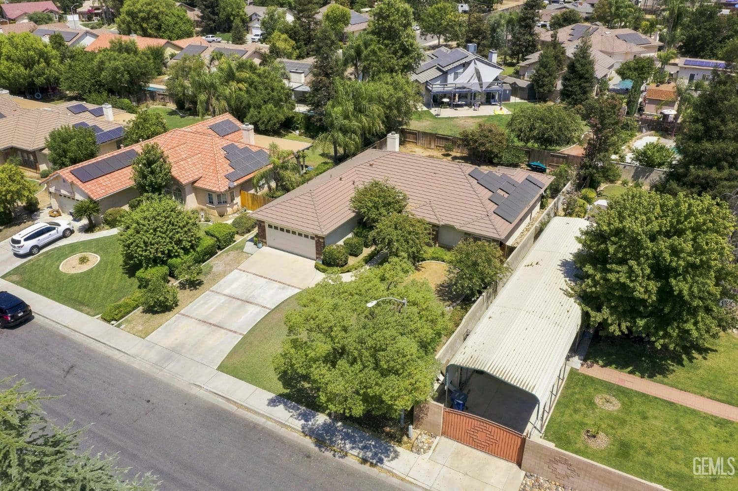 5600 Rockwell Drive — photo 4