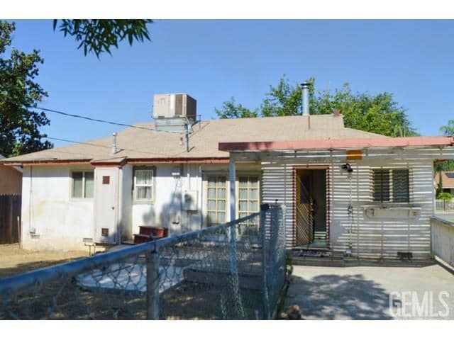 901 Greenwood Drive — photo 3