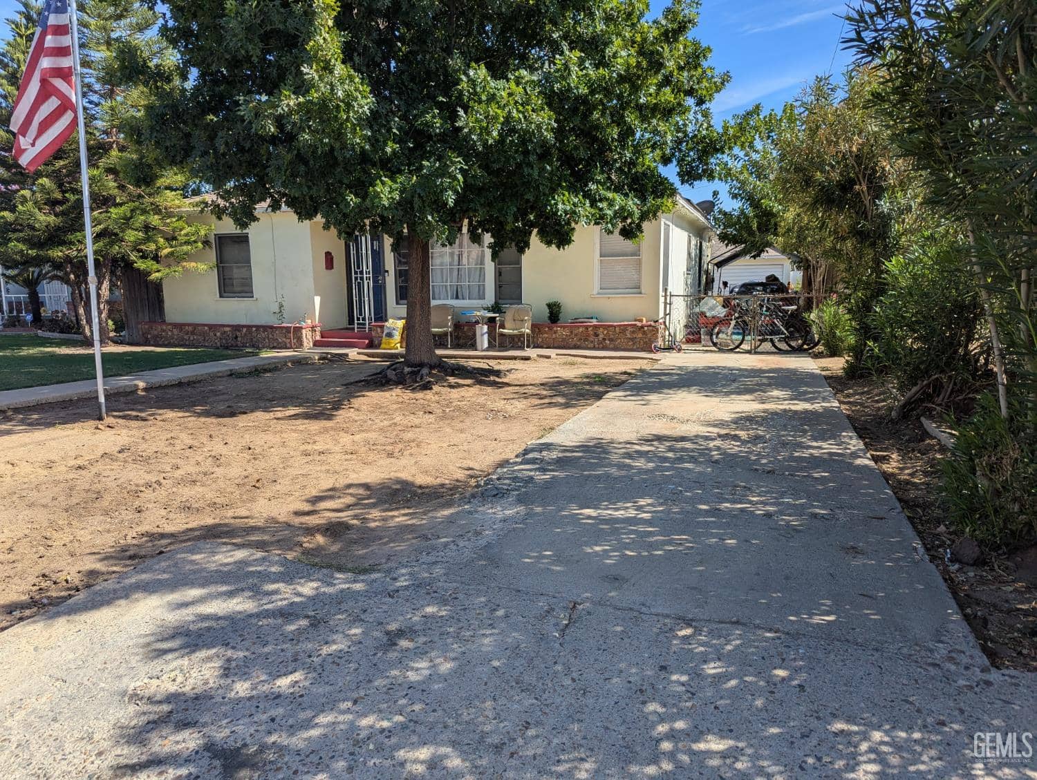 2108 Bedford Way — photo 2
