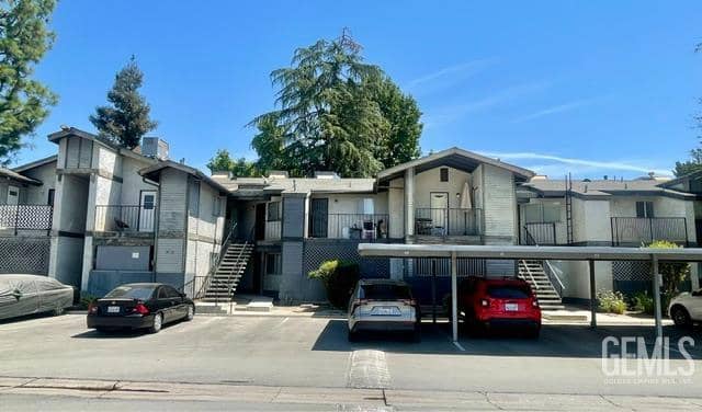 4701 Beechwood Street — photo 2