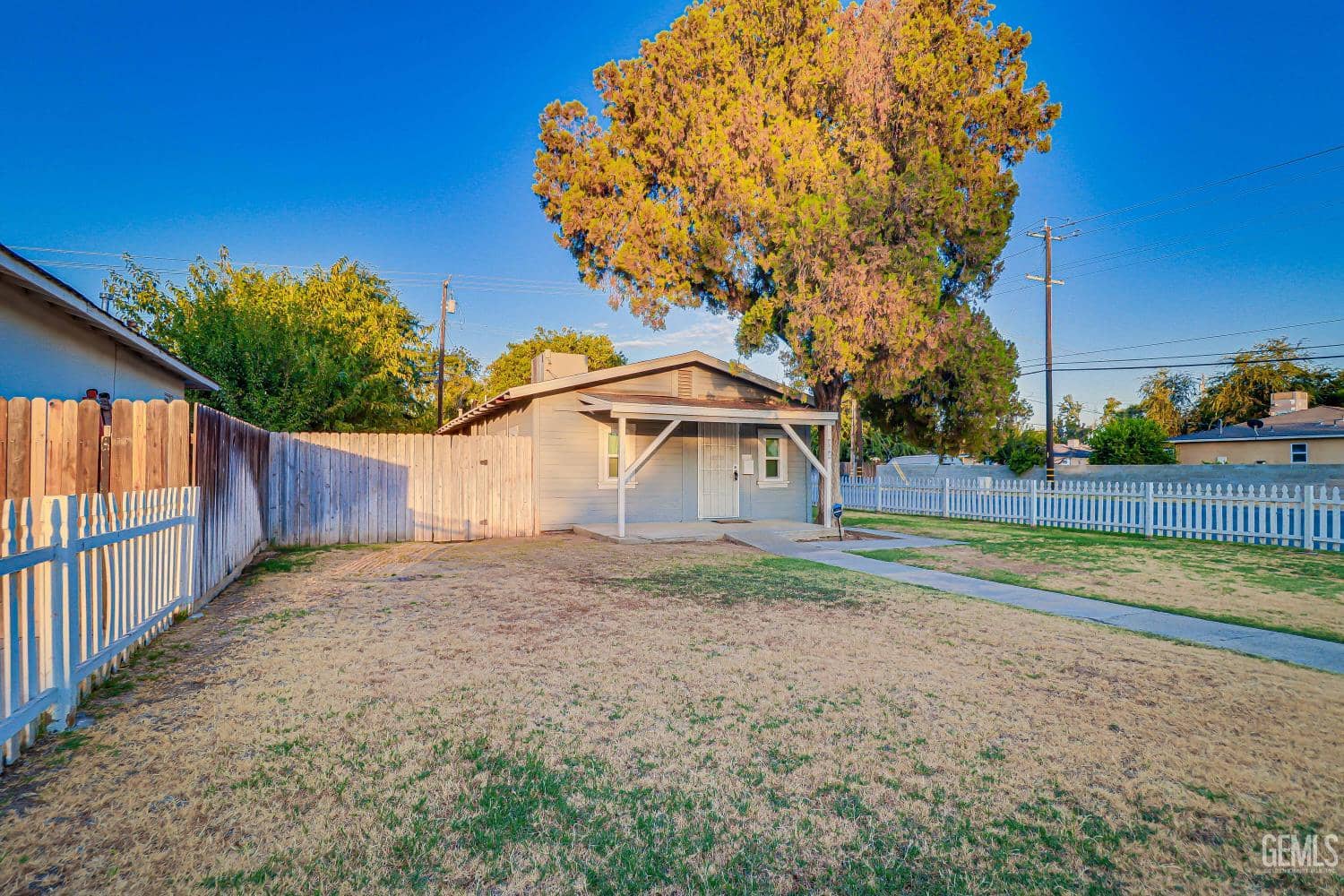 400 Cypress Street — photo 2