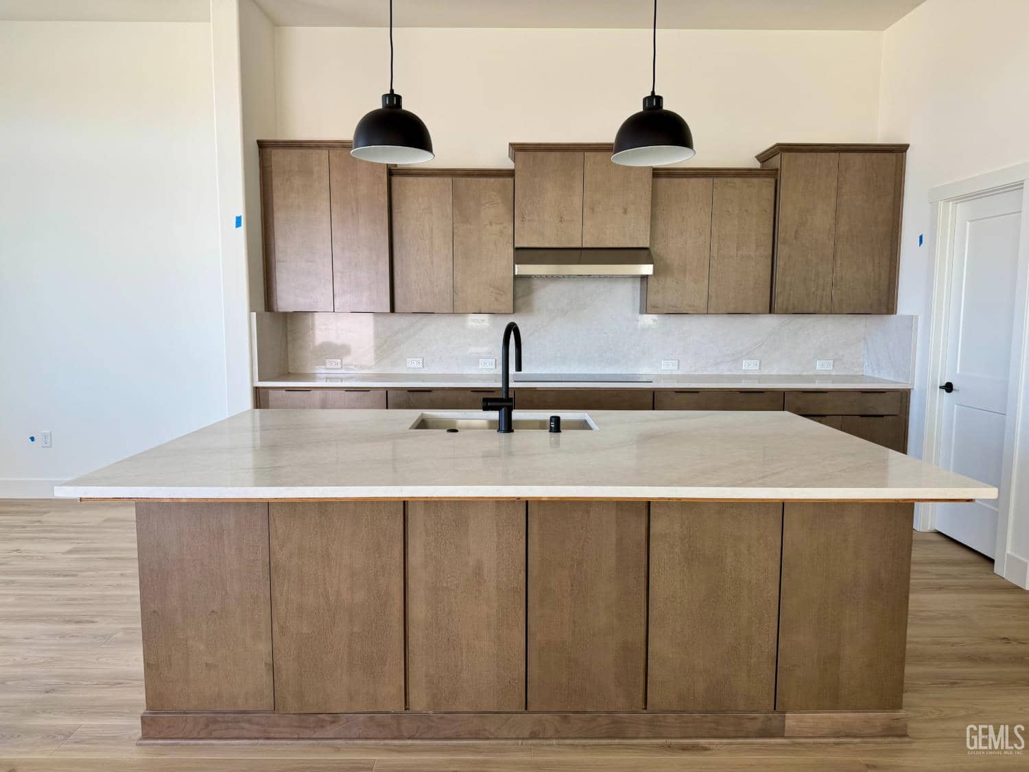 14736 Whittington Street — photo 3