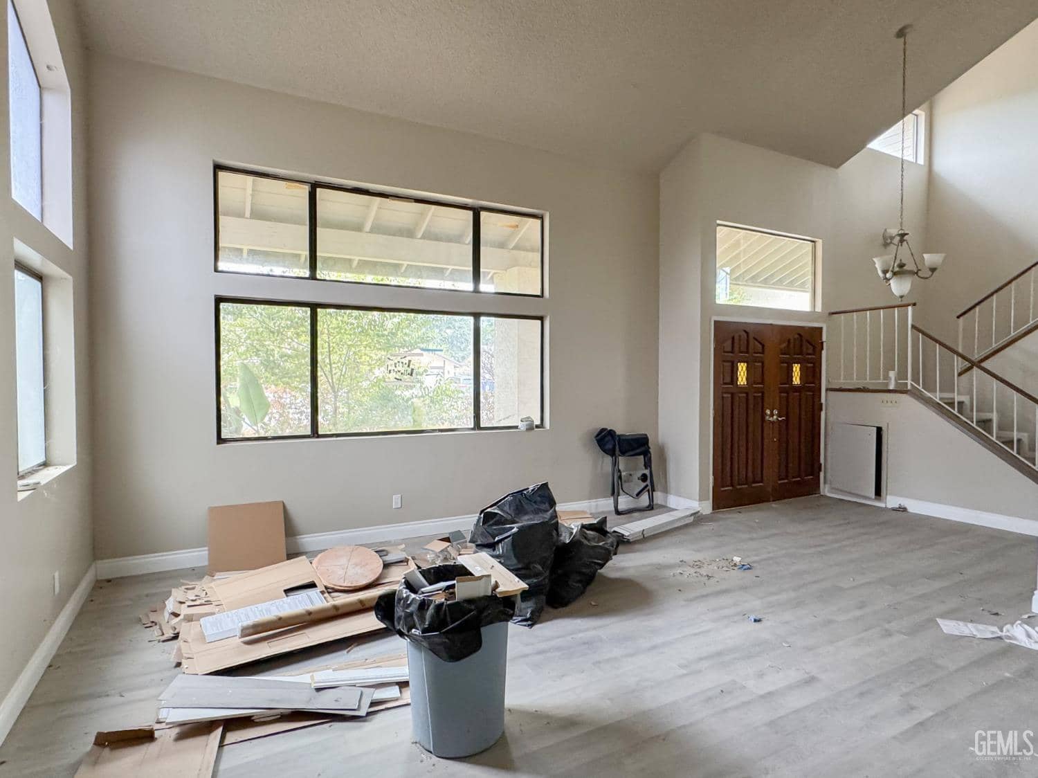 8000 Shetland Drive — photo 3