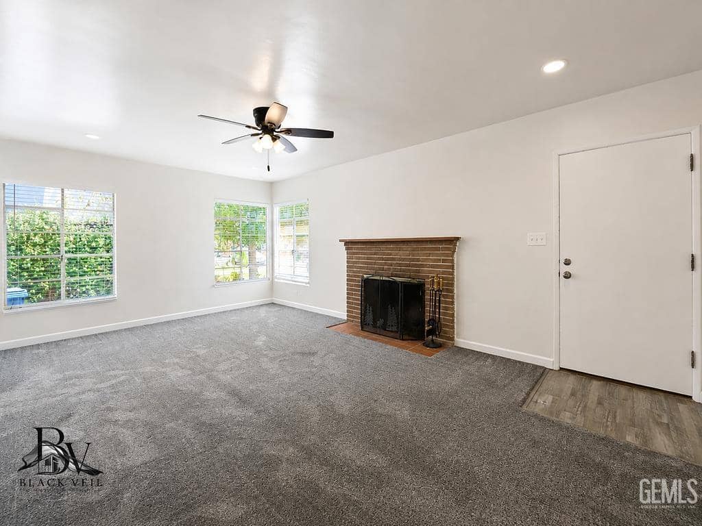 330 Francis Street — photo 6