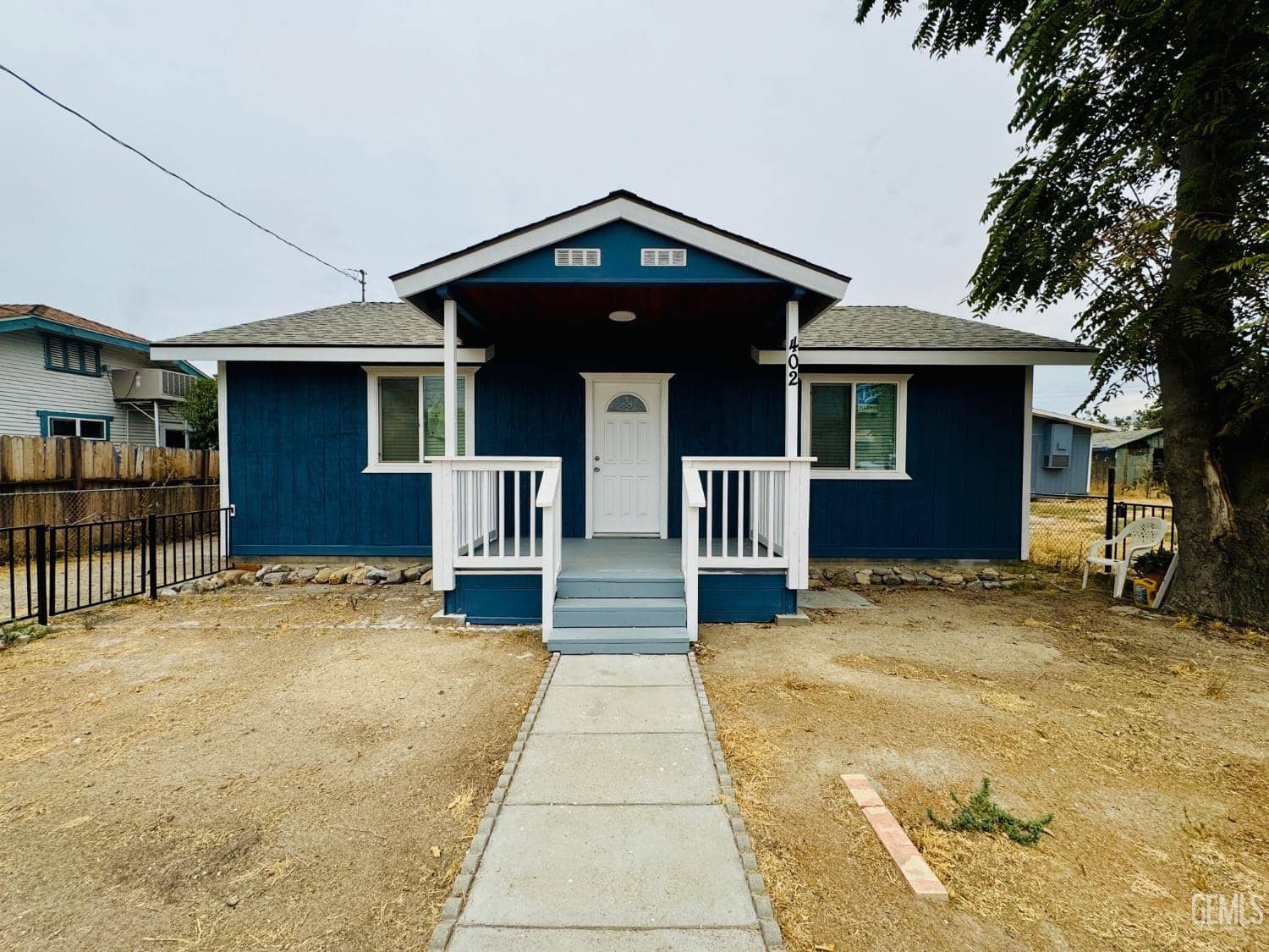 402 Mary Street — photo 2