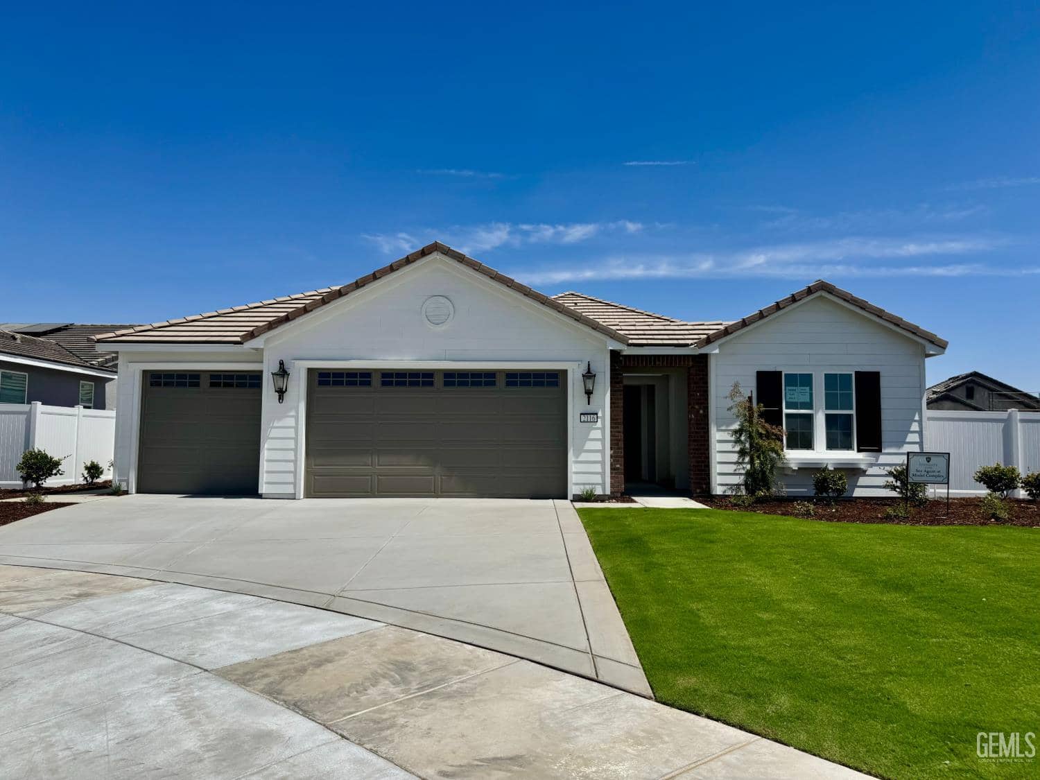 2116 Silkstone Court