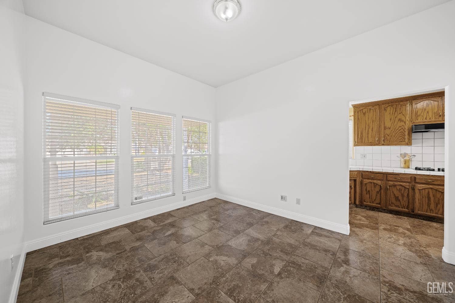 9821 Blackfoot Drive — photo 6
