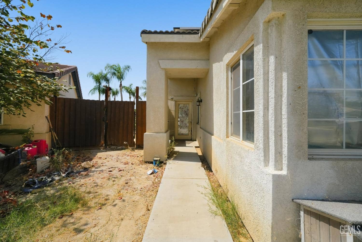 6421 Cedar Springs Drive — photo 3
