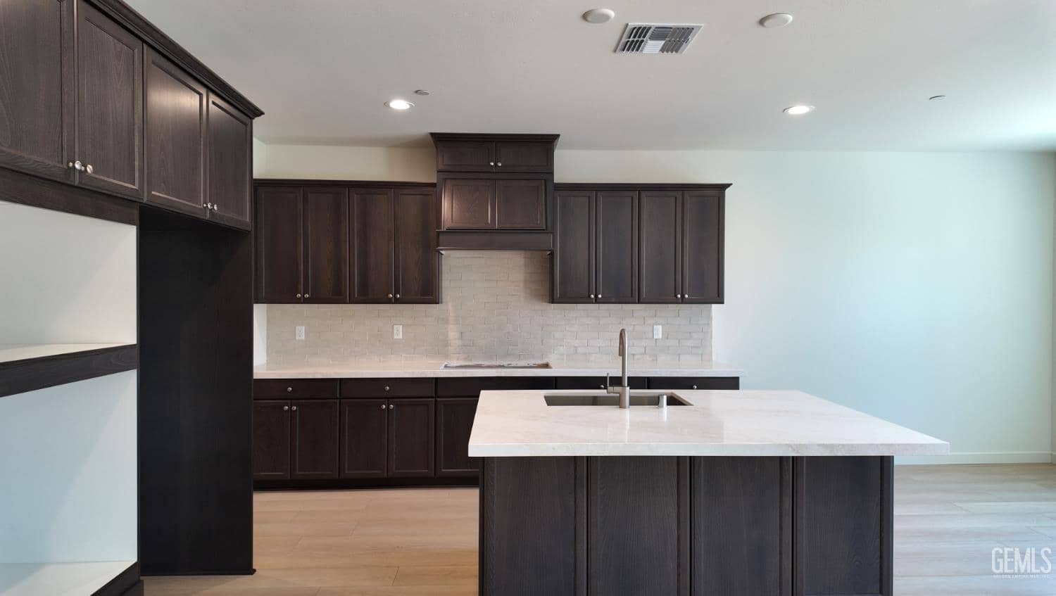 14625 Alpenglow Street — photo 3