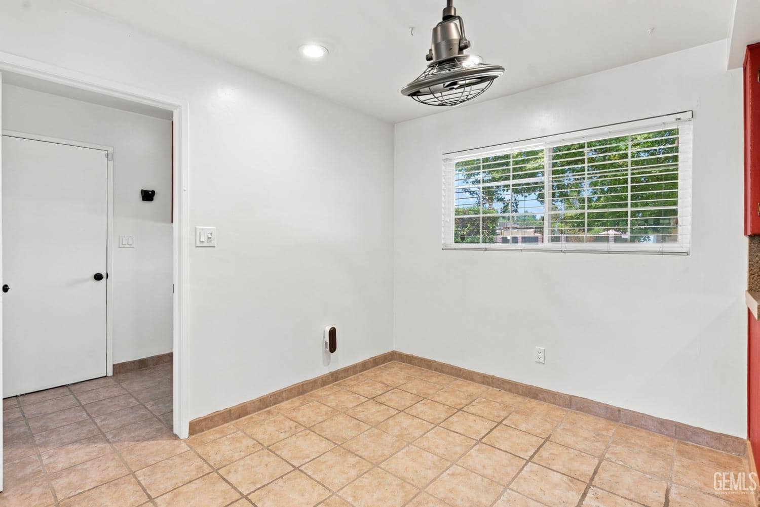 1901 Glenmont Drive — photo 6