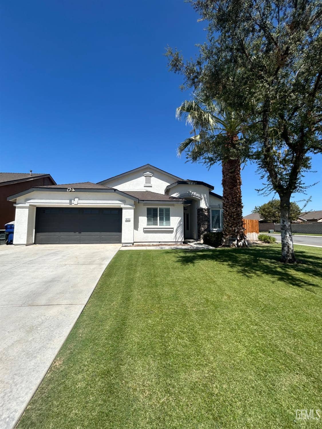 9200 Butterfly Rose Avenue — photo 1