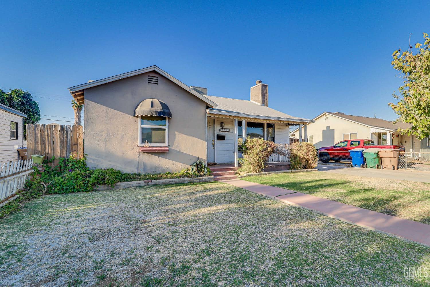 1232 wilson Avenue — photo 2