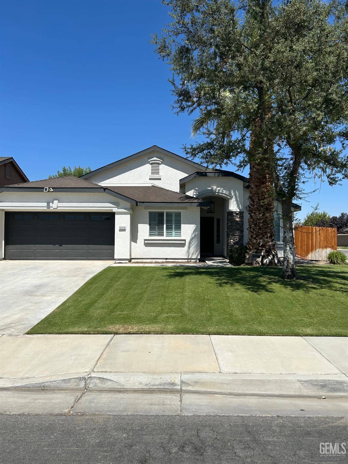 9200 Butterfly Rose Avenue — photo 2