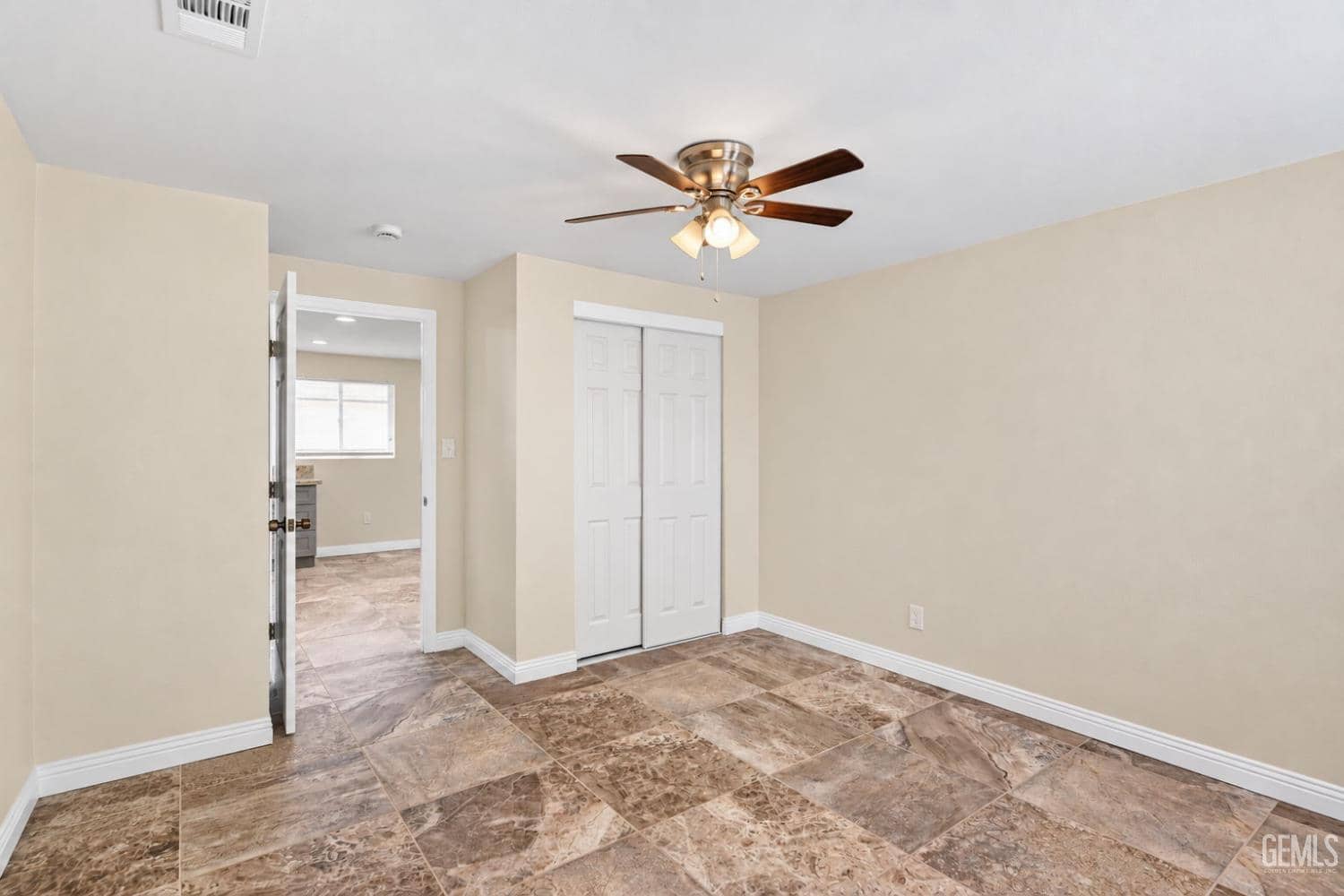 1509 Murdock Street — photo 5