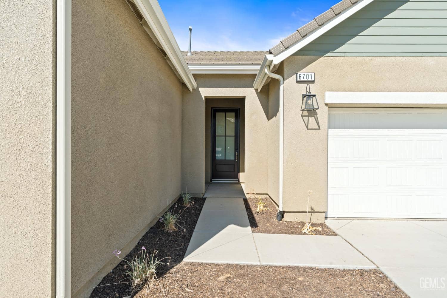 6701 Cedar Post Drive — photo 3