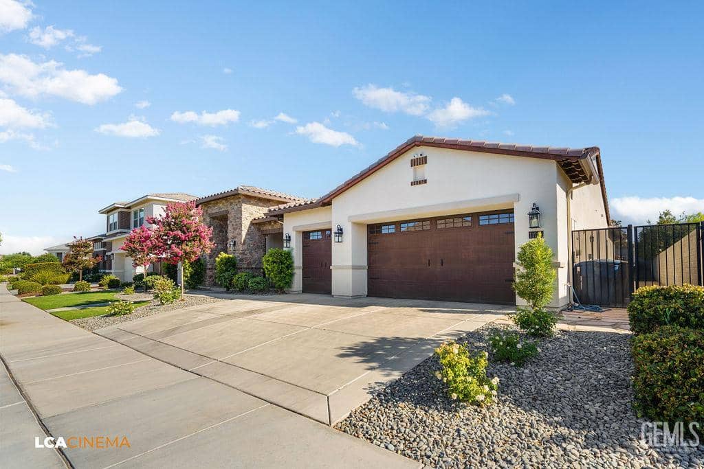 11702 Raindrop Lane — photo 3