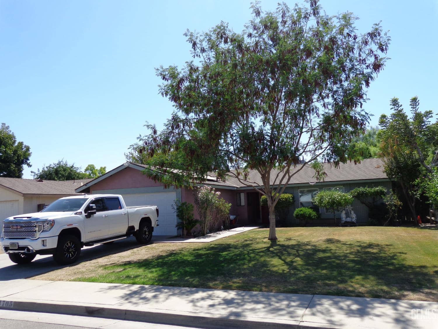 3705 Valley Vista Avenue — photo 3