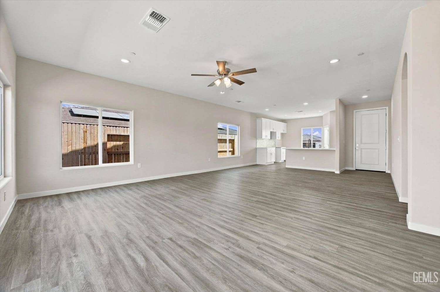 9110 Brown Leaf Avenue — photo 5
