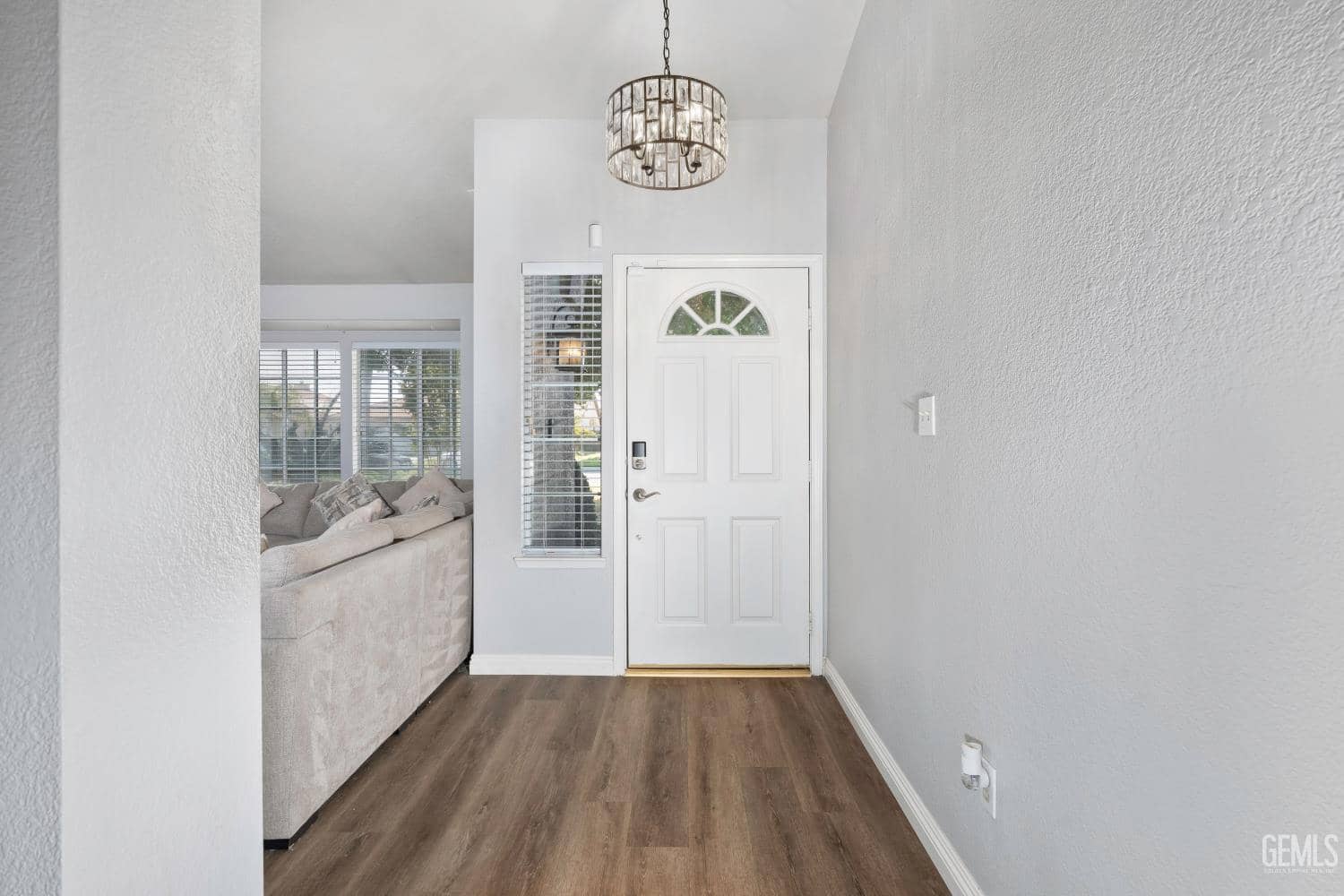 10308 Walnut Creek Ct — photo 5