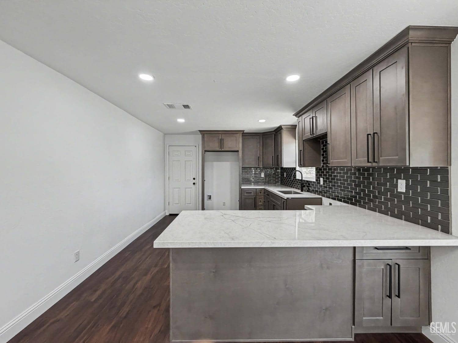 6705 Betty Street — photo 6