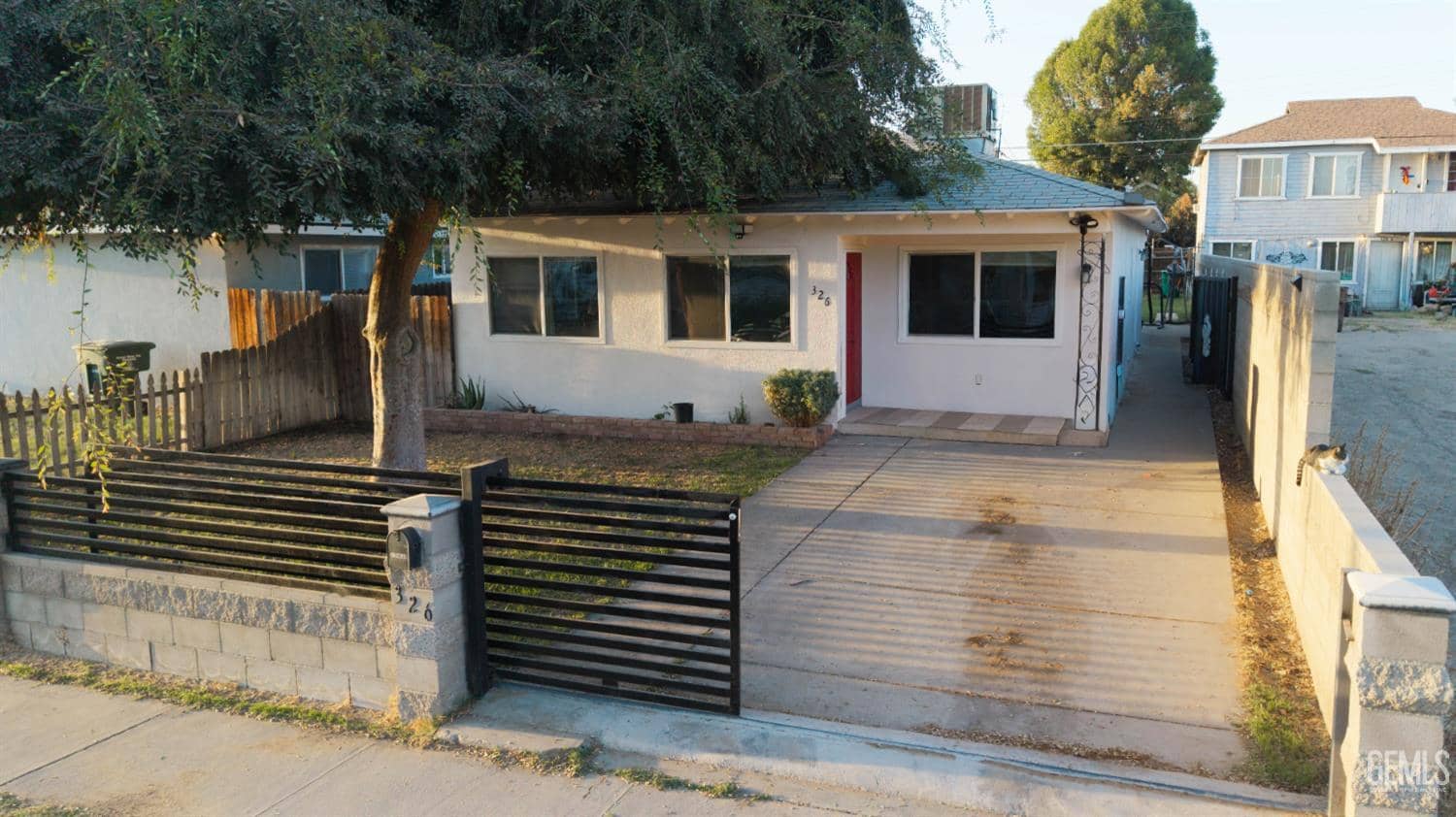 326 Lincoln Avenue