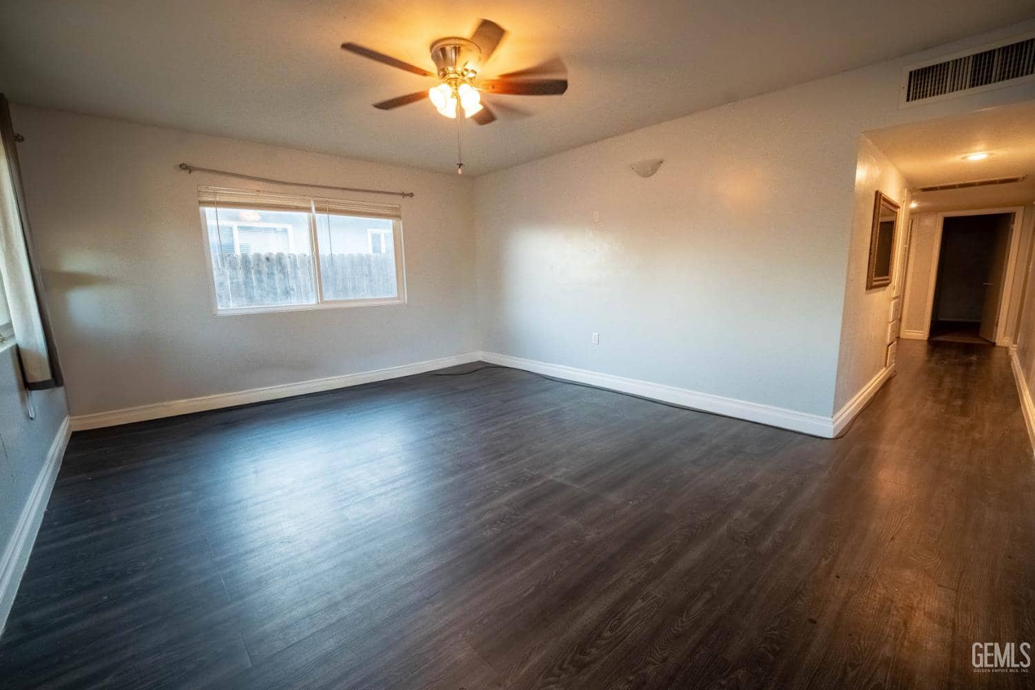 326 Lincoln Avenue — photo 4
