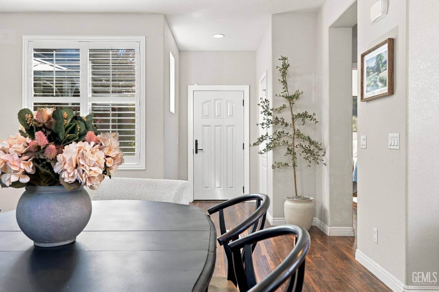10300 Evora Lane — photo 4