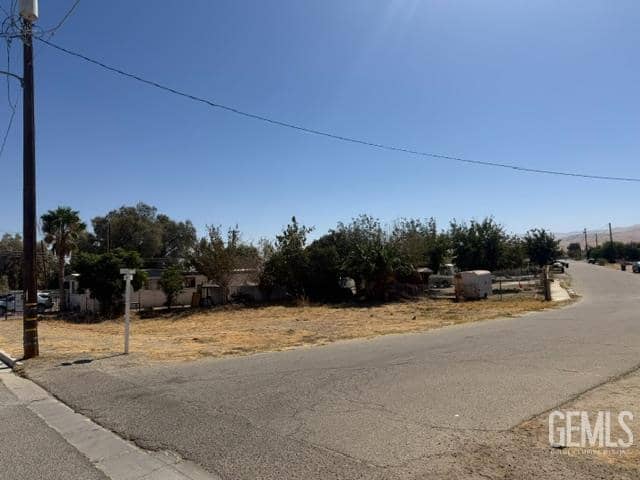Main & Madera Street — photo 5