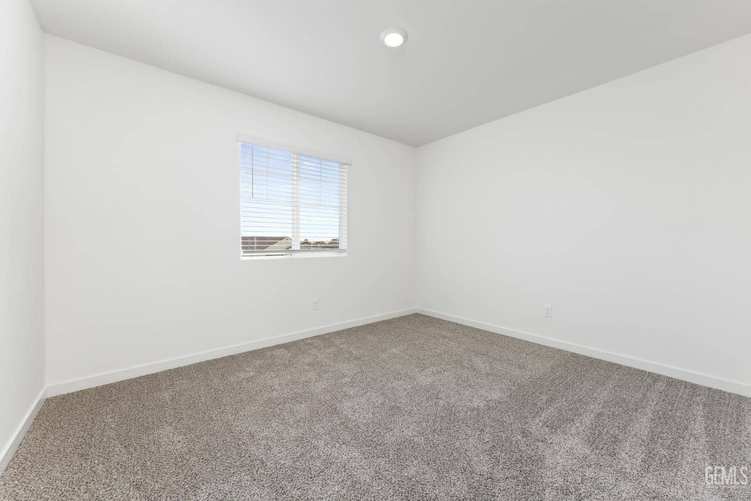 7523 Rambutan Place — photo 6