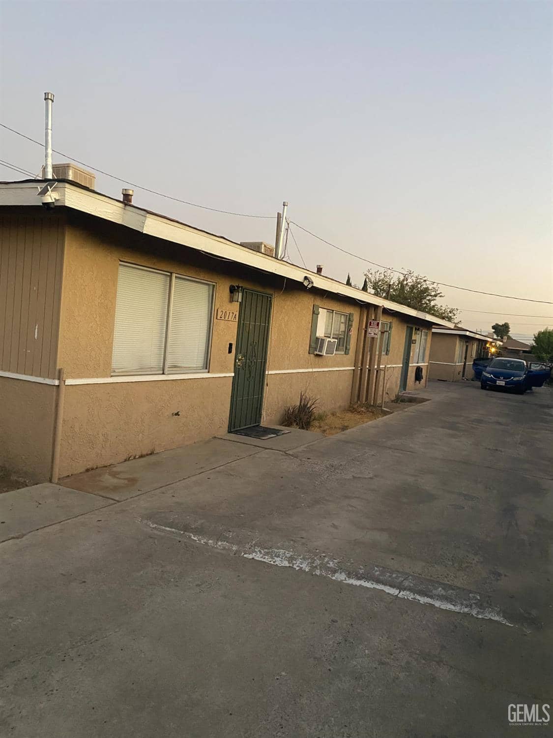 2017 Planz Road — photo 2