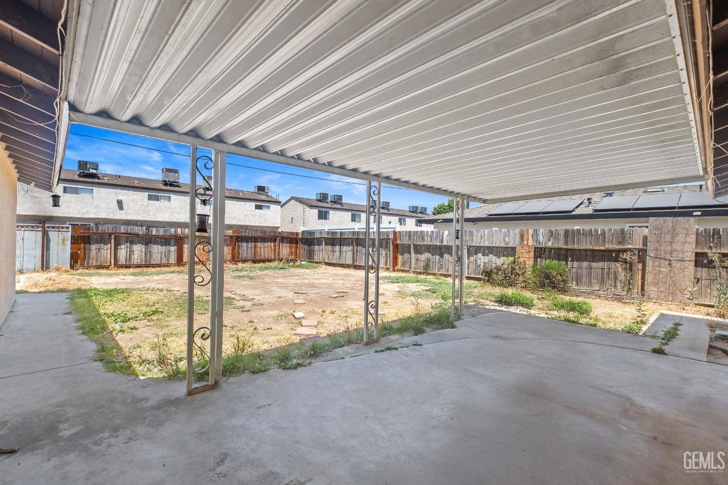 4300 Starling Drive — photo 5