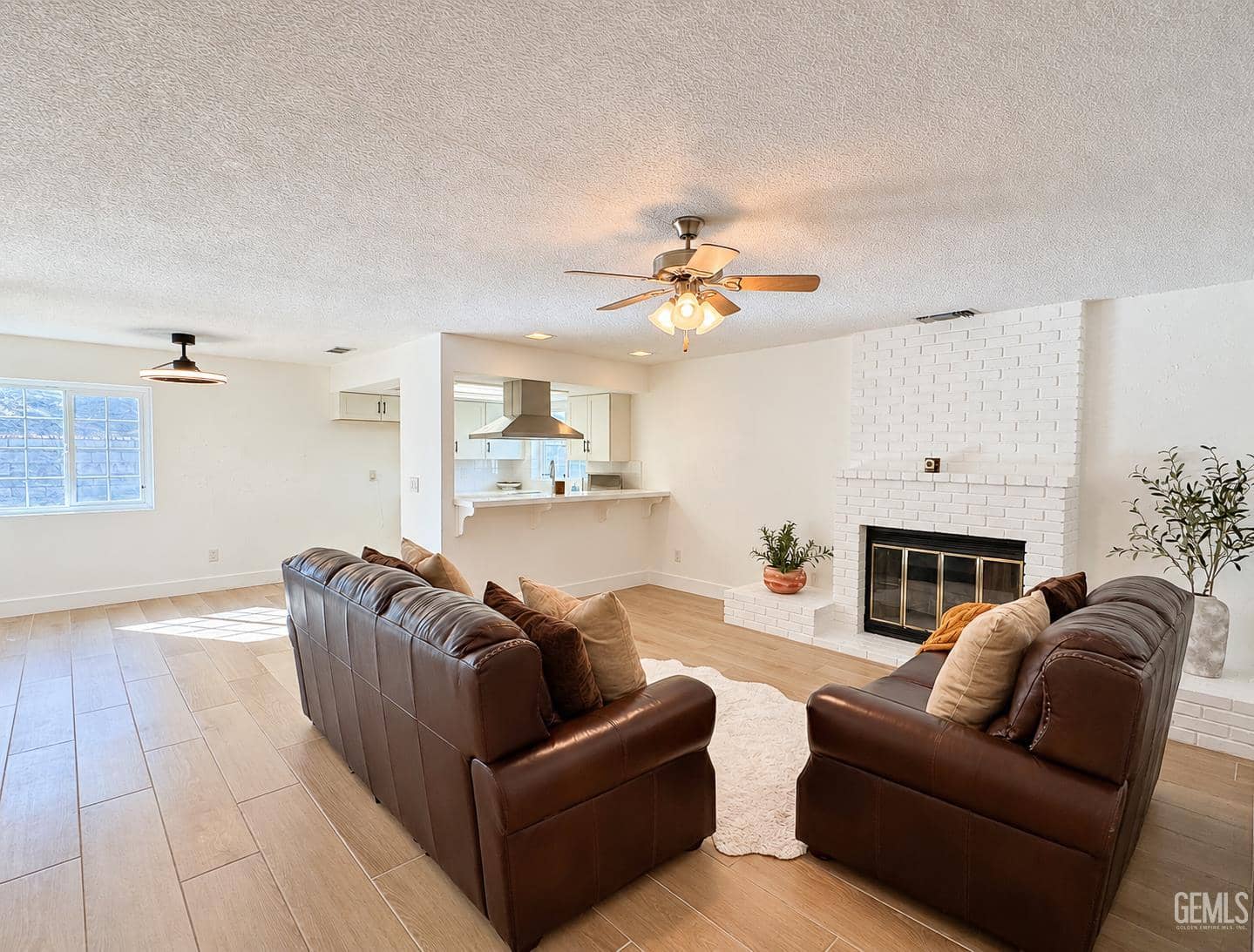 5909 Cedar Falls Drive — photo 4