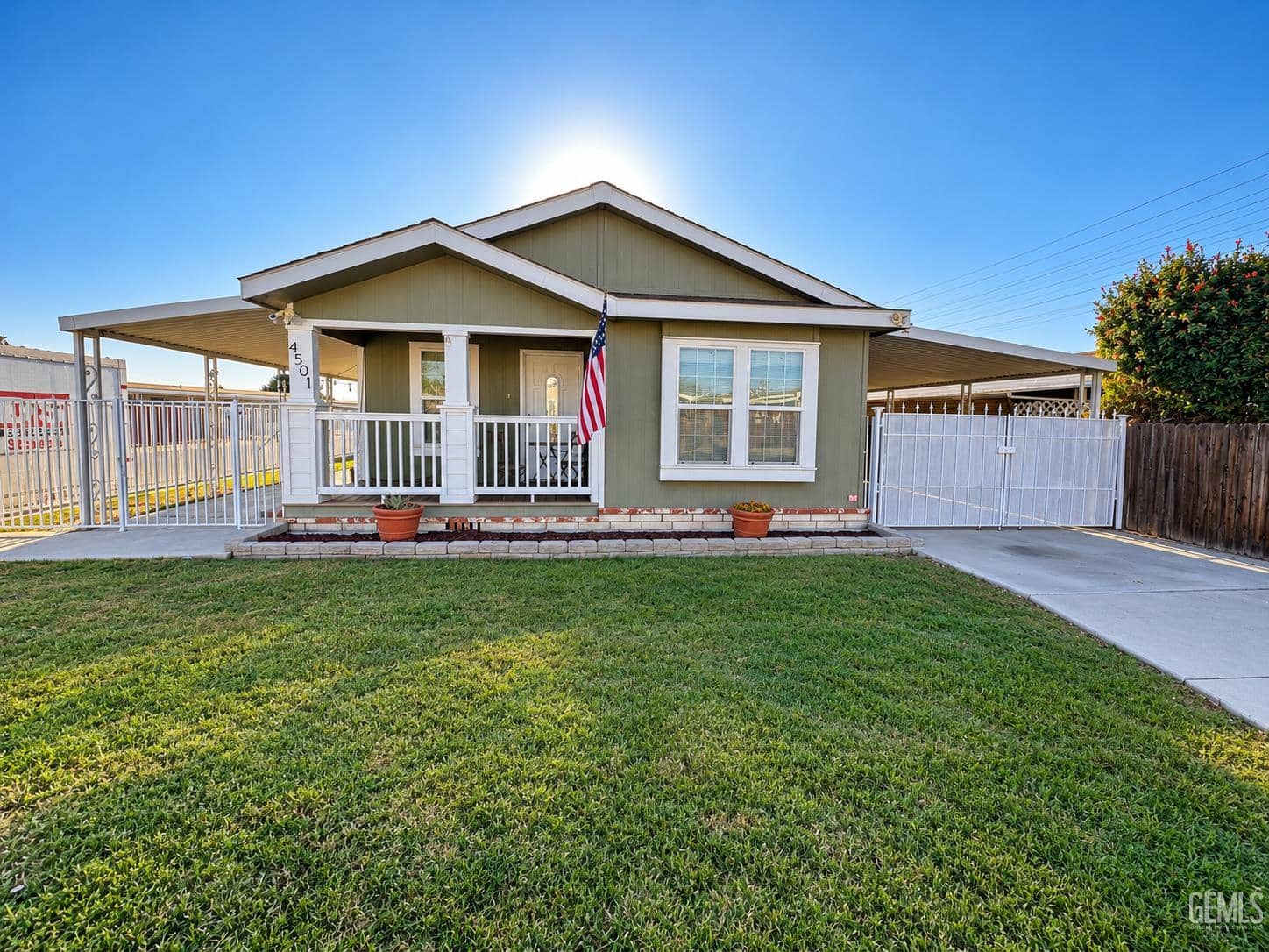 4501 King Arthur Court