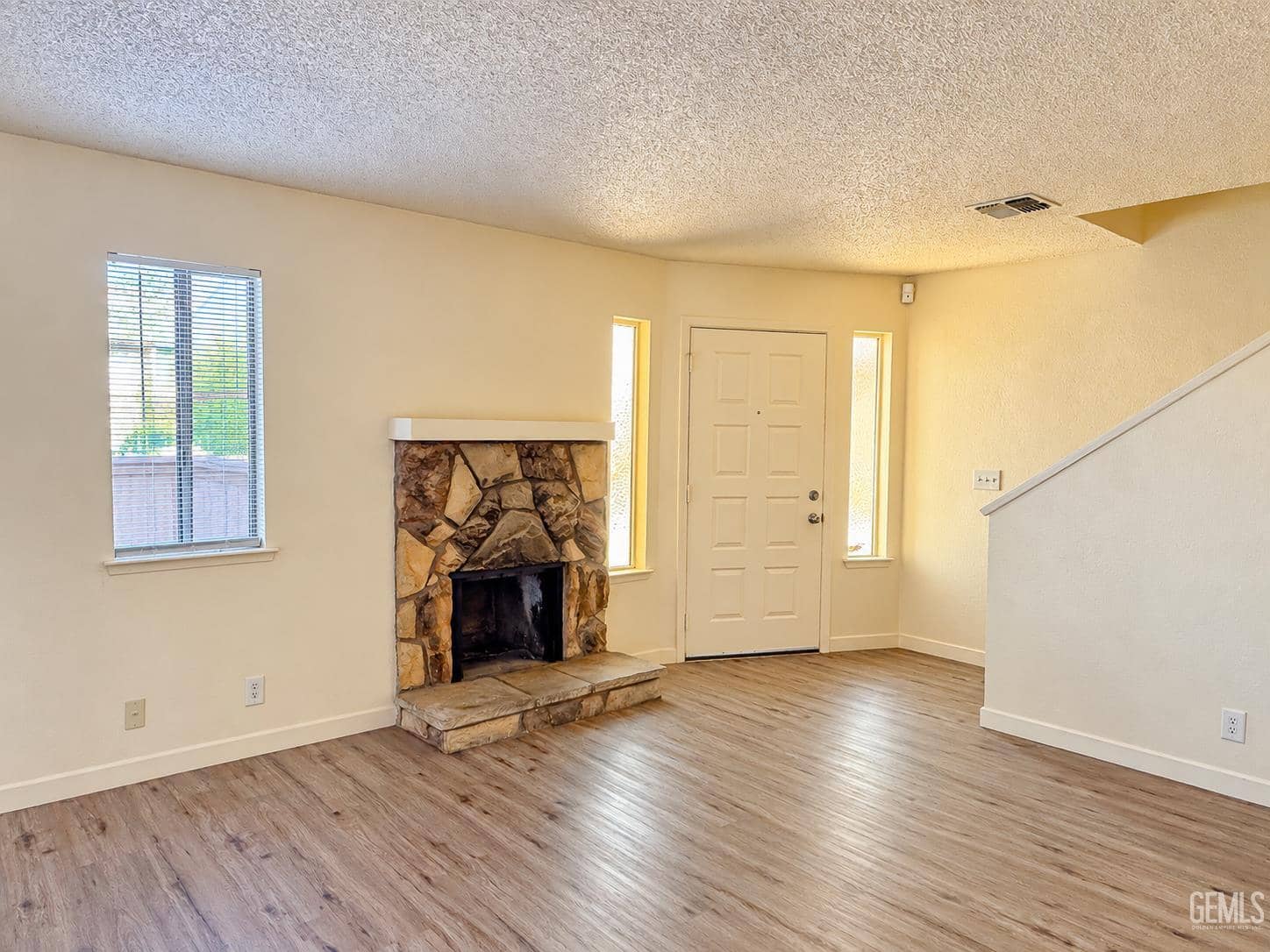 2600 Chandler Court — photo 6